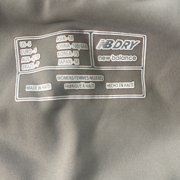 New Balance Women's Leggings - Picture 2 of 7